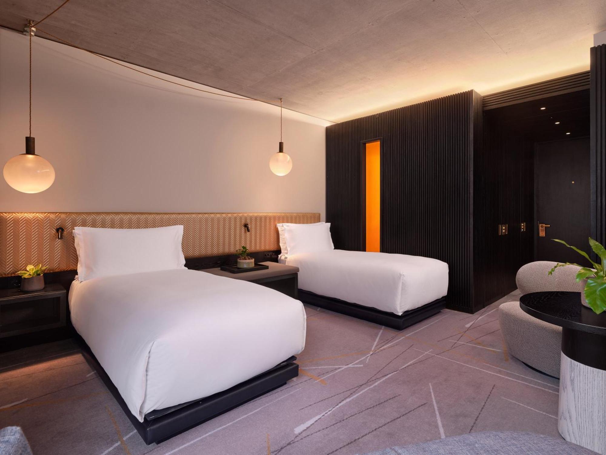 Nobu Hotel London Shoreditch Exterior photo Deluxe Room