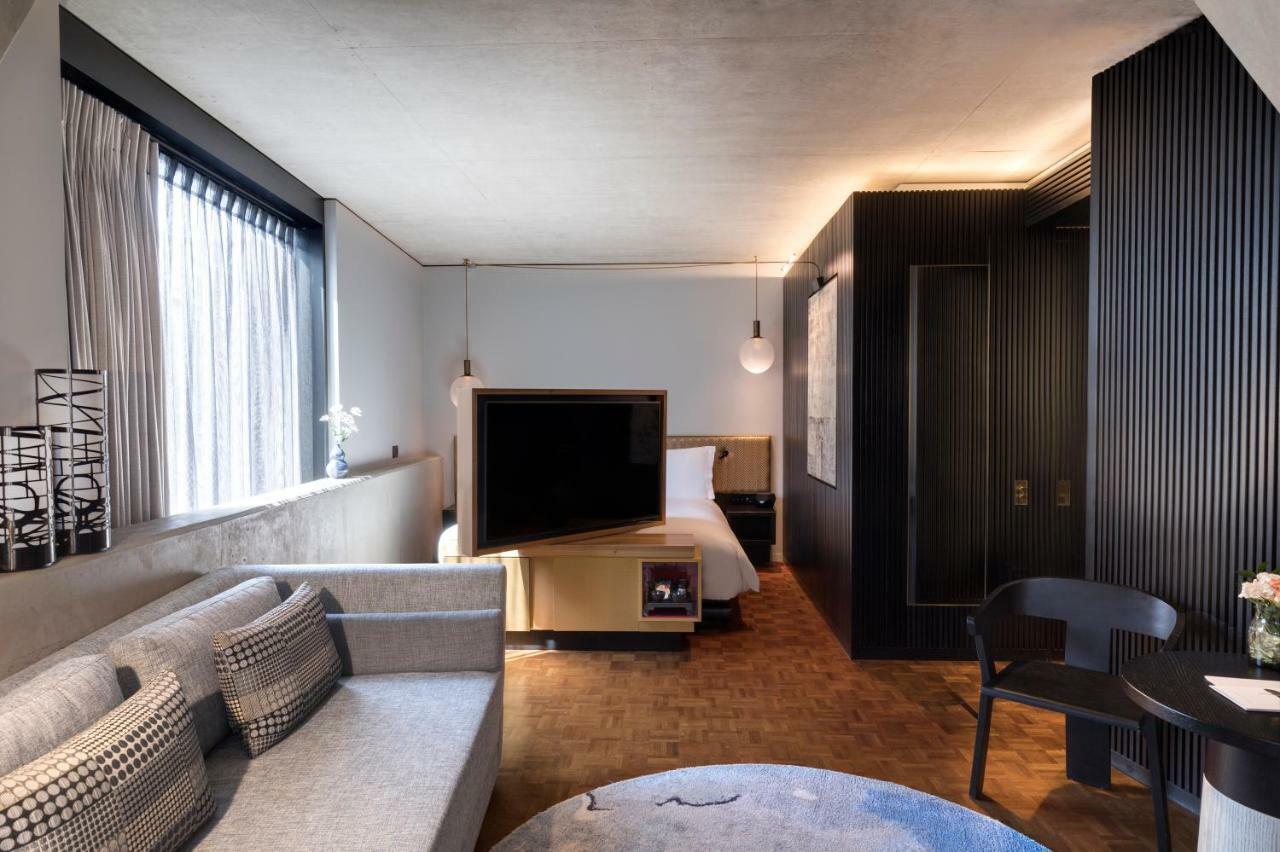 Nobu Hotel London Shoreditch Exterior photo A room at the hotel