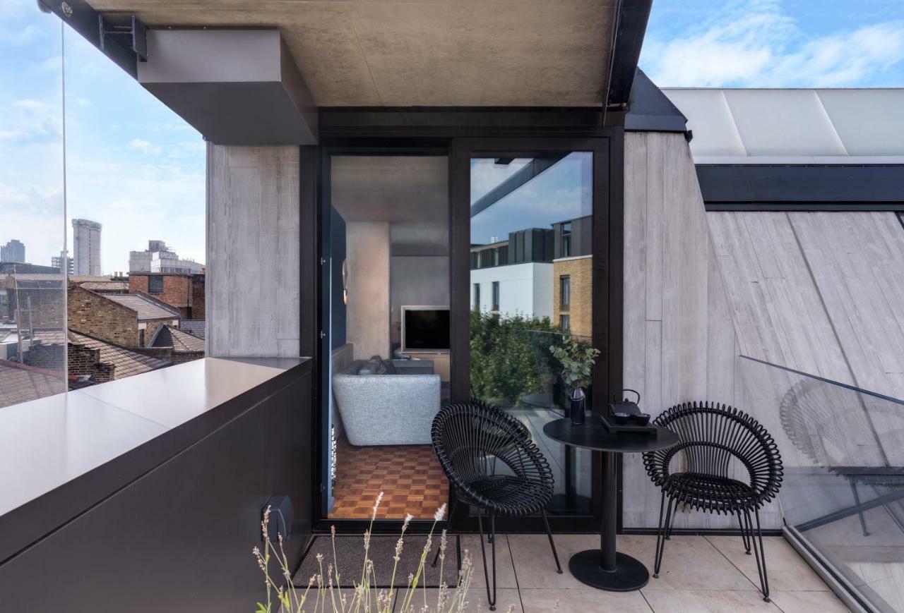 Nobu Hotel London Shoreditch Exterior photo The apartment's balcony